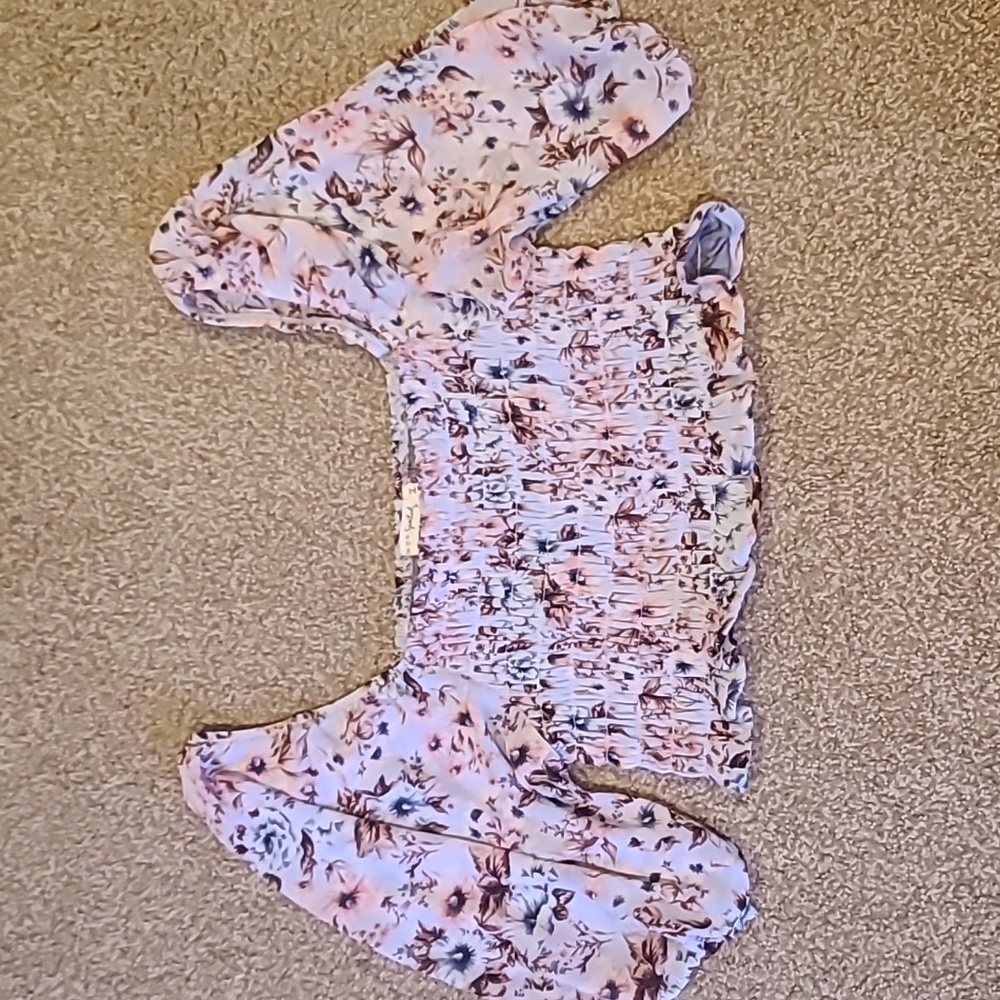 Floral top